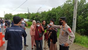 Satu-satu tempat wisata Pulau Cangkir yang dinikmati oleh masyarakat kronjo