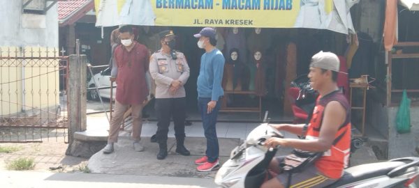 Jajaran Mapolsek Kresek Sterilisasikan Lintasan Jalur Kedatangan Wapres Ke Ponpes An-Nawawi Tanara Serang