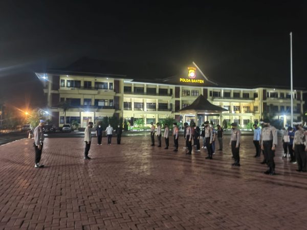 Bidpropam Polda Banten Cek Apel Malam Dan Rutan Polda Banten