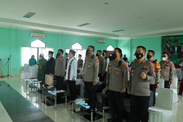 Polda Banten Bersama PWNU Dan Kemenag Provinsi Banten Gelar Program 1 Juta Vaksin Booster