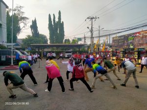 Jaga Kebugaran Bersama Muspika Kecamatan Sukamulya Dan Kecamatan Balaraja Di Mako Polsek Balaraja