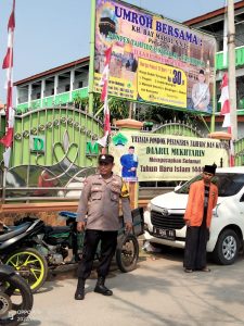 Anggota Polsek Rajeg Laksanakan Giat Sambang Dan Pengaturan Lalulintas Di Pondok Pesantren Daarul Mukhtarin Tanjakan Mekar