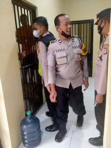 Piket Fungsi Penjagaan Tahanan, Kontrol Tahanan Setiap Dua Jam Sekali Di Mako Polsek Balaraja Polresta Tangerang