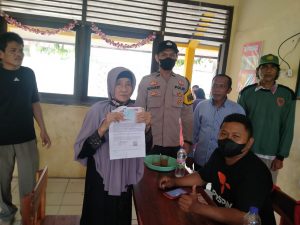 Jamin Keamanan Dan Kenyamanan Warga, Polsek Balaraja Polresta Tangerang Terjunkan Personil Saat Penyaluran BLT