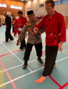 Polda Banten Hadiri Seminar Pencak Silat Dan Seni Golok Di Belanda