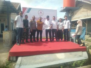 Corporate Social Responsibility (CSR) Mayora Grup Serah Terima Sumur Bor di Desa Sumur Bandung dan Desa Gembong 