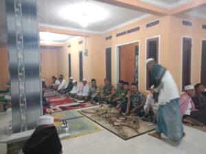 Babinkamtibmas dan Babinsa Solid giat Tahlilan di Grobogan Sukamulya Tangerang