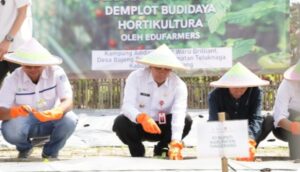 “Pj Bupati Tangerang Harap Project Demplot Budidaya Hortikultura Dapat Edukasi Petani Milenial