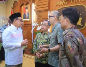 Open House di Grahadi, Pj Gubernur Jatim Apresiasi Kebersamaan Forkopimda