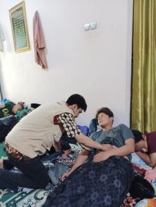 Cek Kesehatan Peserta MTQ, Puskesmas Kronjo Siagakam Ambulans dan Tim Medis