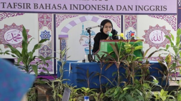 Arena VIII : 81 Mufasir Qur’an Berbahasa Inggris dan Indonesia Konsentrasi Tunjukan Kecakapan