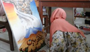 62 Peserta MTQ Antusias Ikut Lomba Kaligrafi Kontemporer dan Dekorasi