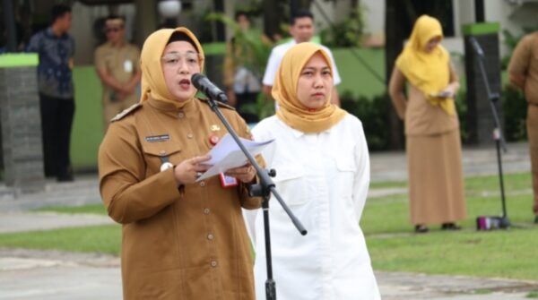 Wakil Bupati Tangerang Intan Nurul Hikmah Pimpin Apel Perdana Pasca Pelantikan