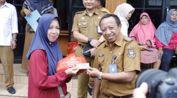 Kecamatan Balaraja Gelar GPM, Bantu Masyarakat Mendapatkan Bahan Pokok