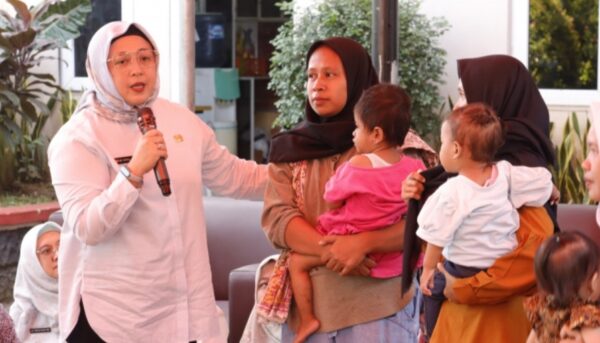 Pemkab Tangerang Salurkan Bantuan Cegah Stunting dari PT Sinar Intan Putranusa