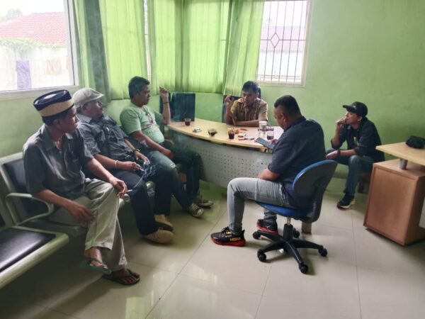 Kepala UPTD II Balaraja Menerima Kunjungan Insan Pers Bahas Penanganan Sampah