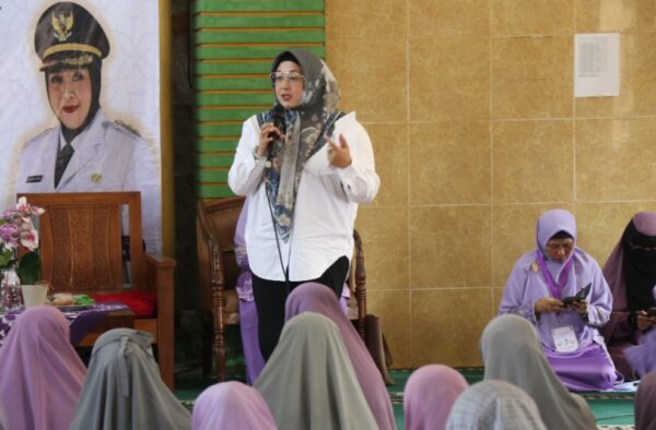 Wabup Intan Ajak Majelis Taklim Berperan dalam Pembangunan yang Dimulai dari Rumah