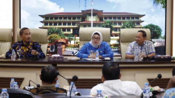 Terima Kunker DPRD Banten, Wakil Bupati Tangerang Paparkan Tantangan Pembangunan Daerah
