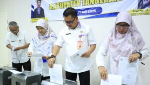 Wujudkan Tertib Arsip, Dinas Perikanan Musnahkan 141 Arsip Kadaluarsa
