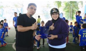 Wabup Intan Dorong Orang Tua Terapkan Pola Parenting Yang Baik Dan Menyenangkan Bagi Anak