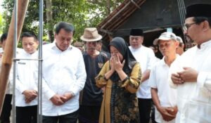 Bupati Tangerang Gerak Cepat Bangun Rumah Roboh Warga Diterjang Puting Beliung